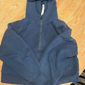 Lululemon Cropped Scuba